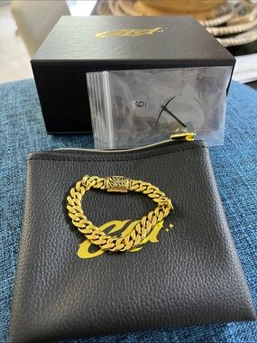 Gold-Tone Curb Chain Bracelet with Decorative Engraved Clasp - Men